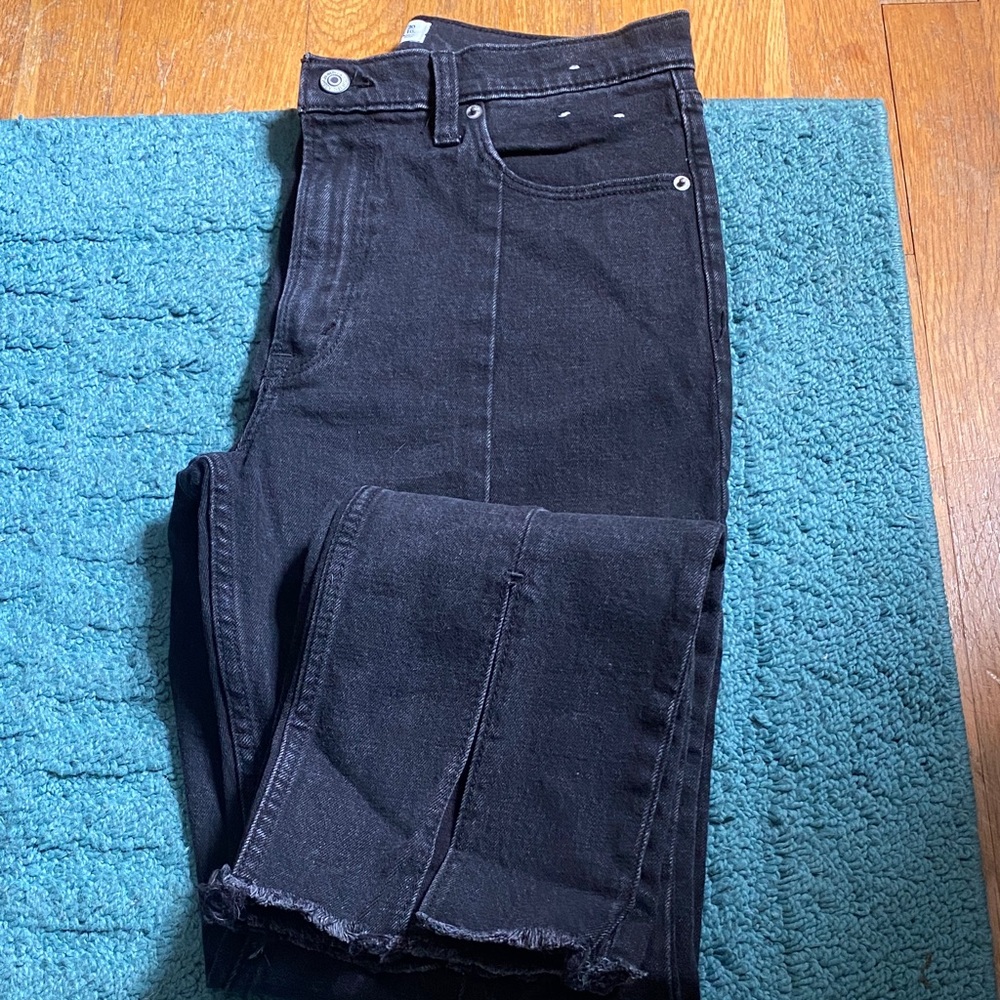 Abercrombie & Fitch Black Skinny High Rise Jeans- front split detail